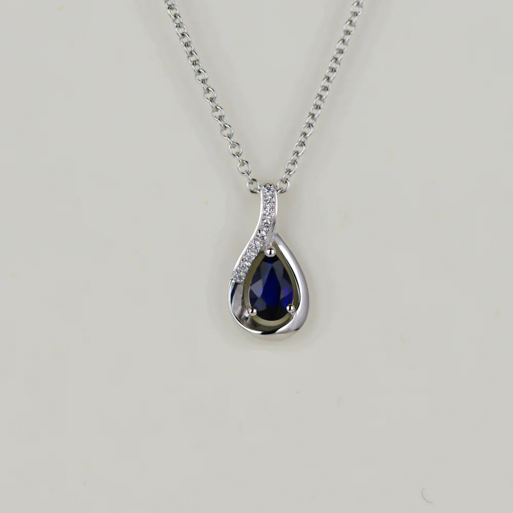 Why You Should Buy a Vintage Sapphire Necklace this Valentines