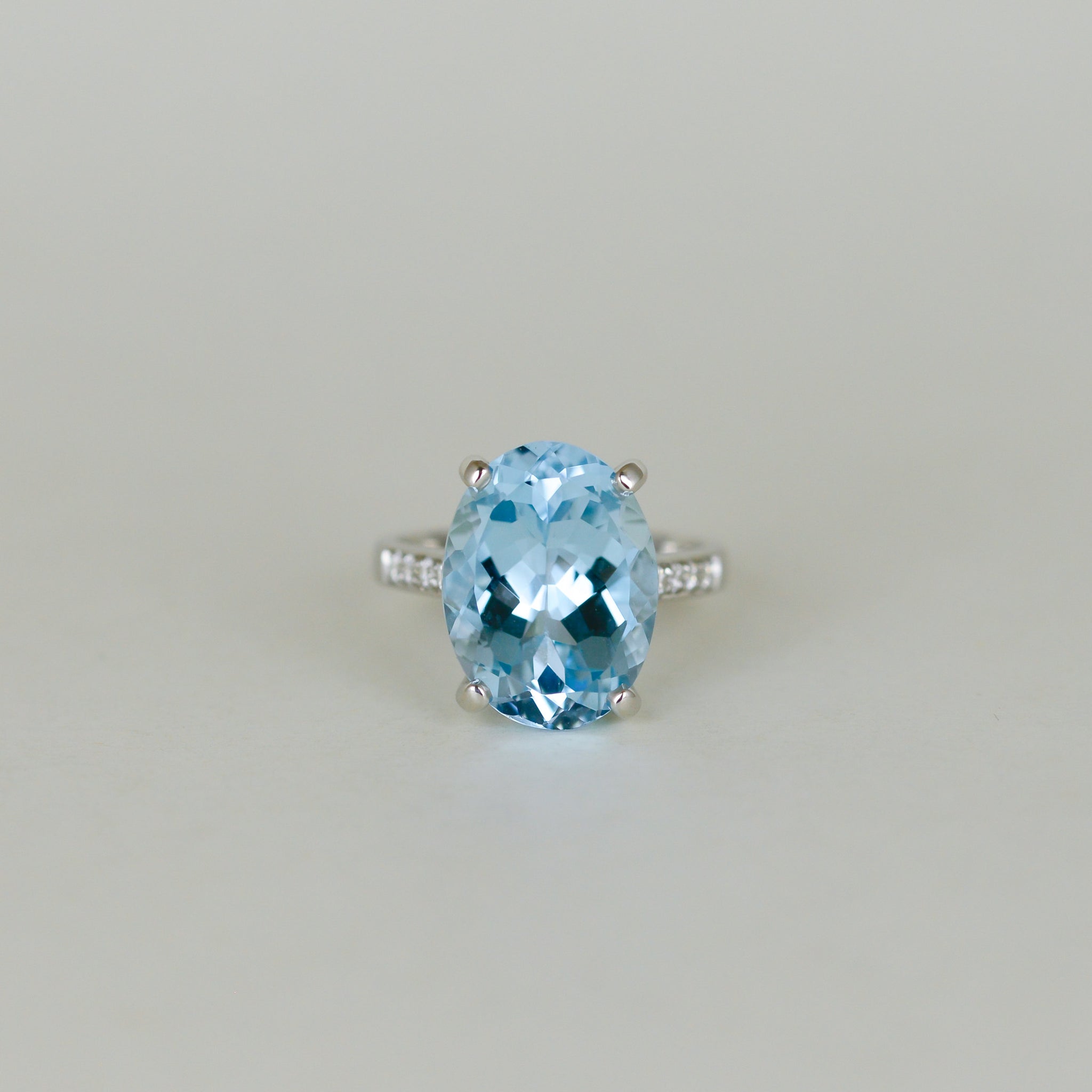 9ct White Gold 11.00ct Oval Blue Topaz and Diamond Dress Ring