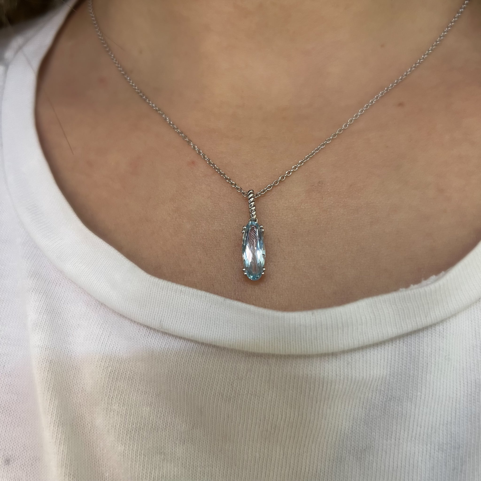 9ct White Gold 2.16ct Elongated Oval Blue Topaz Pendant