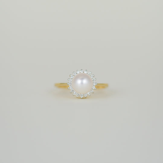 18ct Yellow Gold Freshwater Pearl and Diamond Cluster Ring