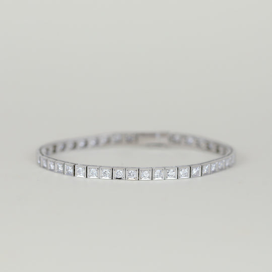 18ct White Gold 2.95ct Round Diamond Tennis Bracelet