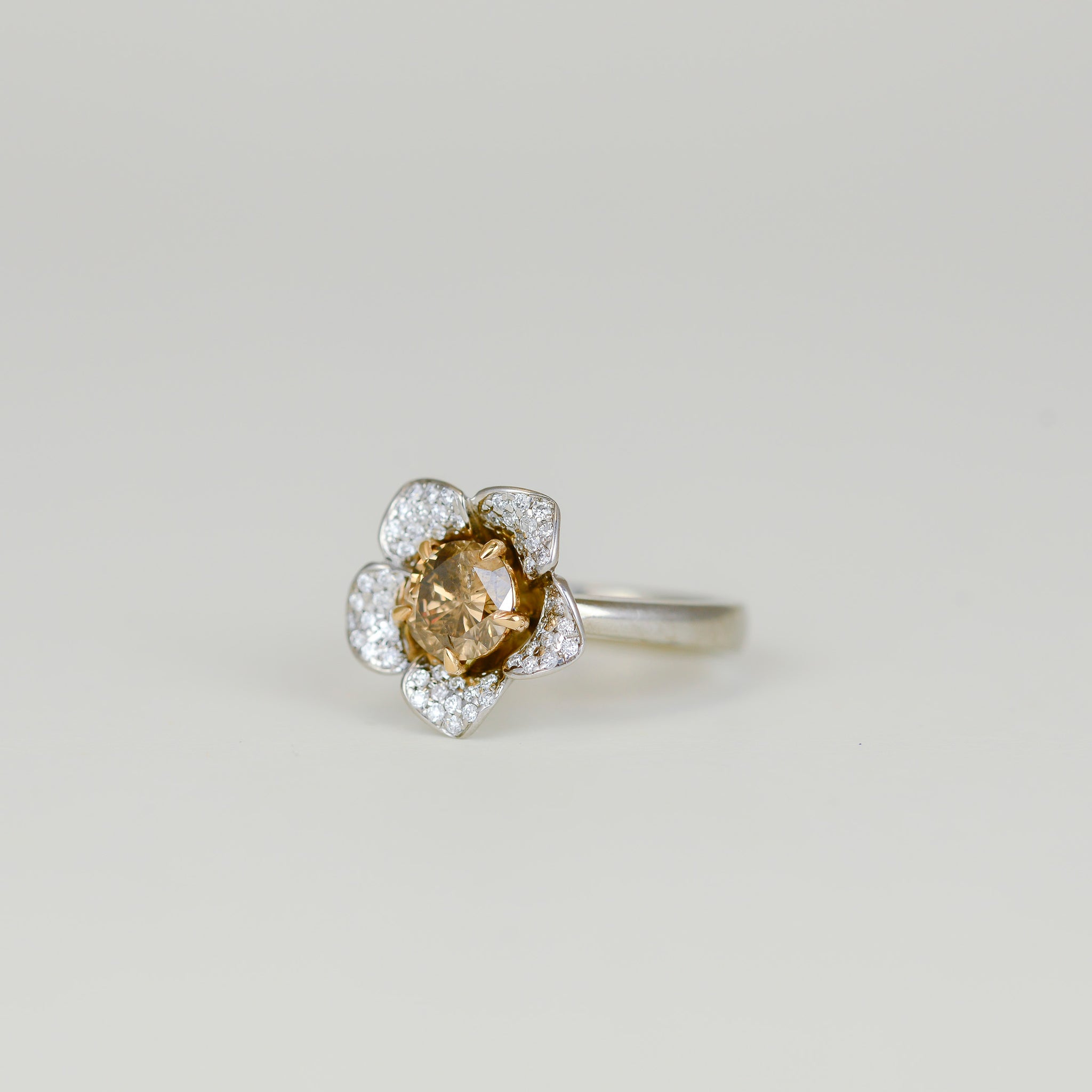 18ct White Gold 1.28ct Cognac Diamond Petal Design Dress Ring