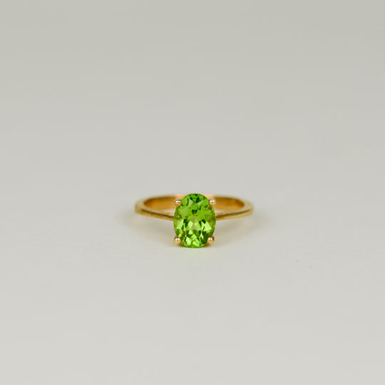 9ct Yellow Gold 2.10ct Oval Peridot Solitaire Ring