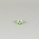 9ct White Gold 0.85ct Round Peridot Ring