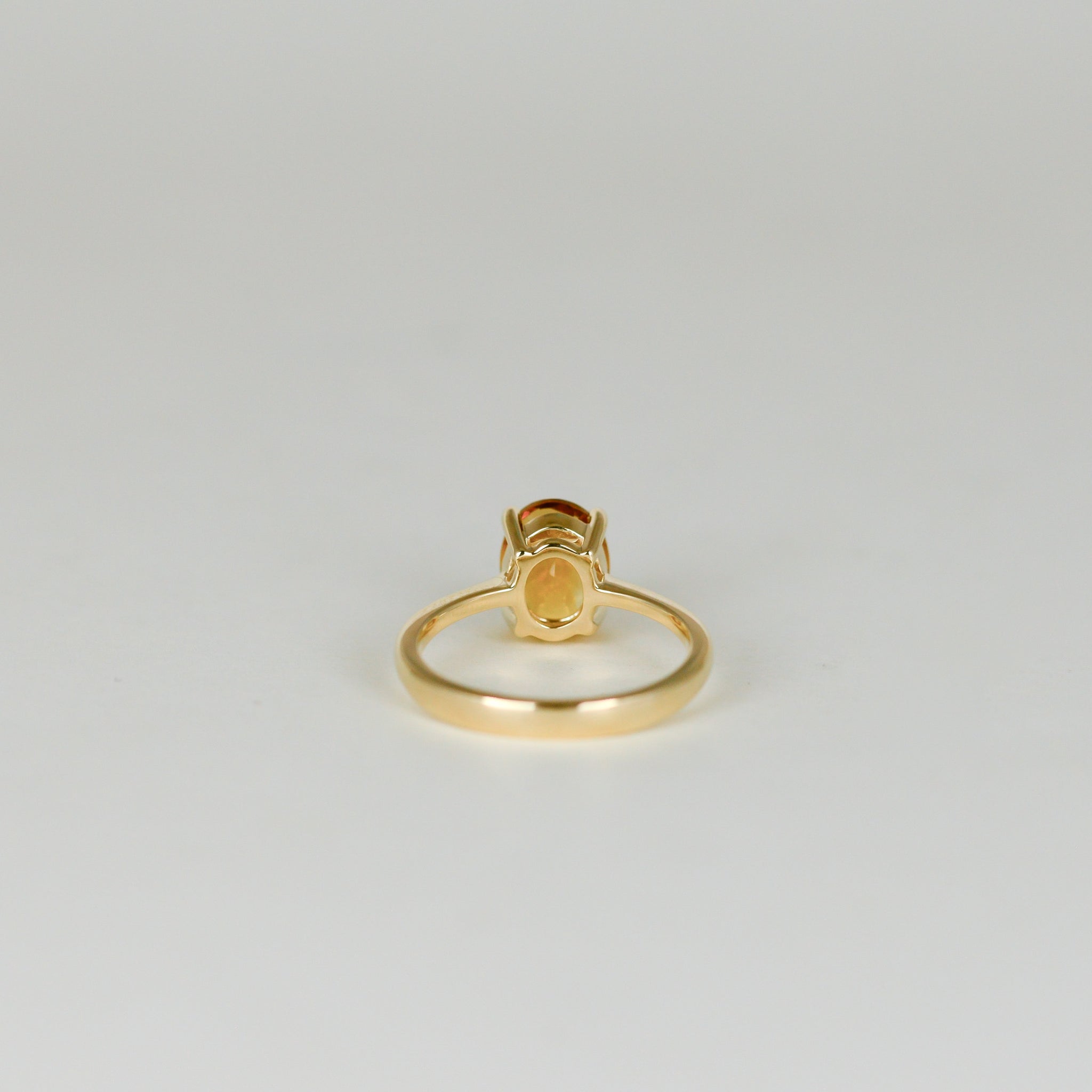 9ct Yellow Gold 1.65ct Oval Citrine Ring