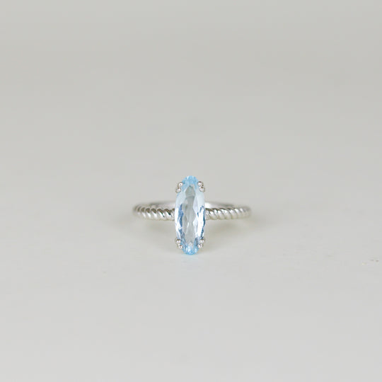 9ct White Gold 1.78ct Elongated Oval Blue Topaz Dress Ring