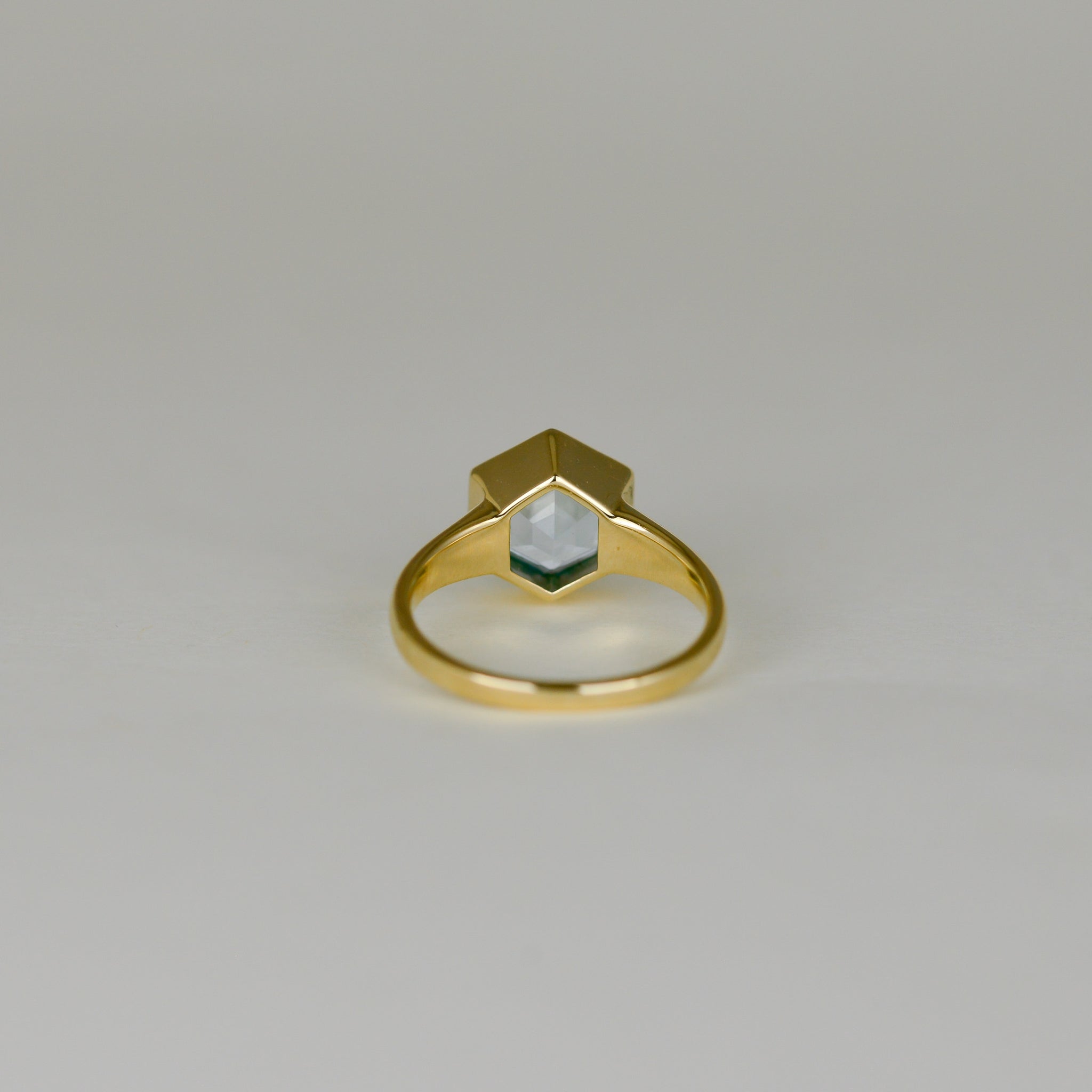 9ct Yellow Gold 2.52ct Hexagonal Cut Blue Topaz Ring