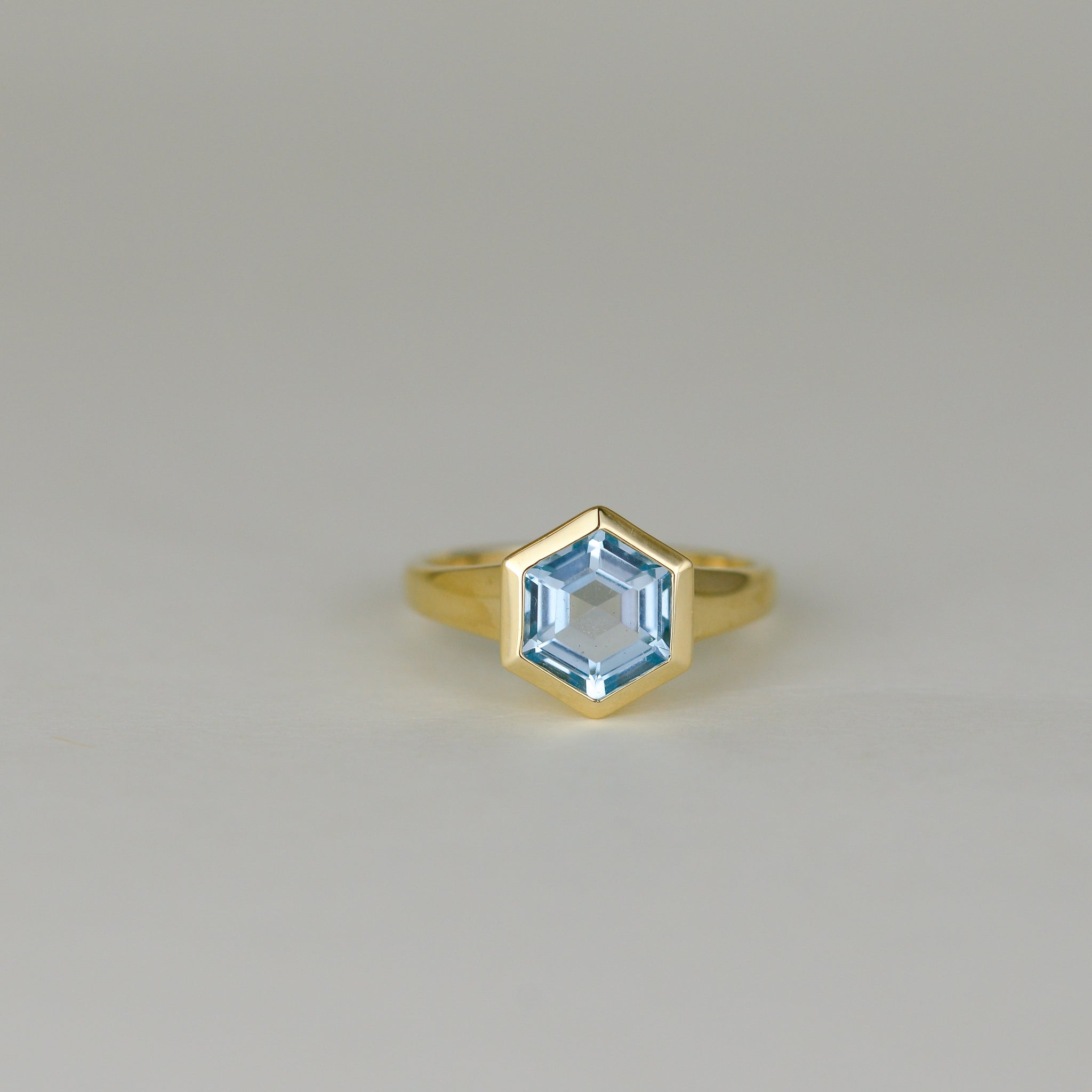 9ct Yellow Gold 2.52ct Hexagonal Cut Blue Topaz Ring