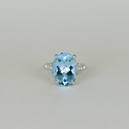 9ct White Gold 11.00ct Oval Blue Topaz and Diamond Dress Ring