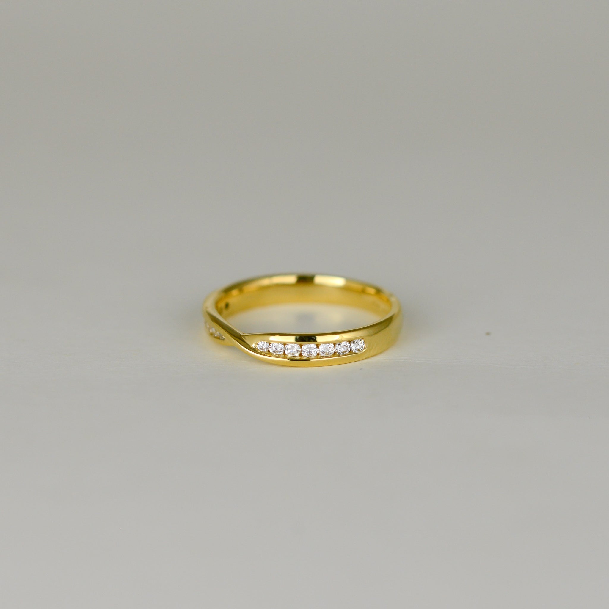 18ct Yellow Gold 0.20ct Twisted Half Eternity Ring