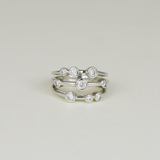 18ct White Gold 0.51ct Round Scattered Diamond Dress Ring