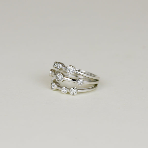 18ct White Gold 0.51ct Round Scattered Diamond Dress Ring