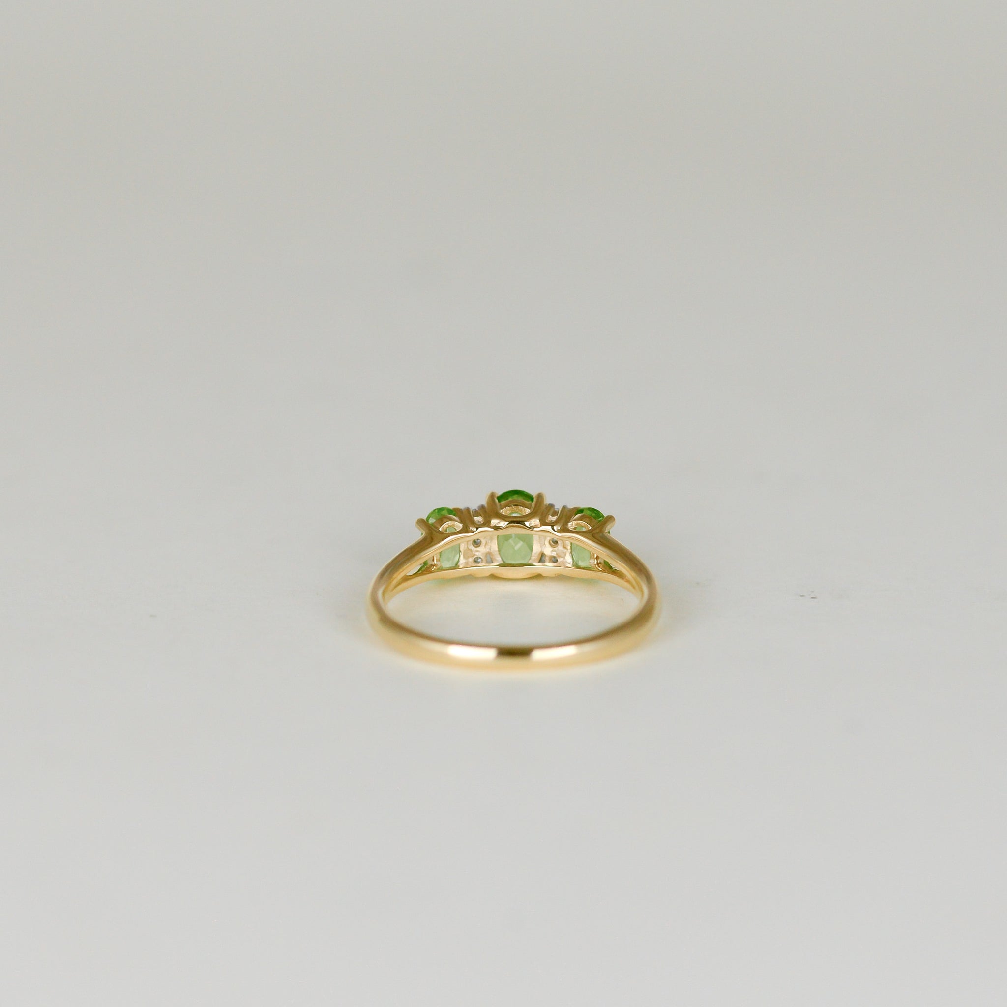 9ct Yellow Gold 1.00ct Oval Peridot and Diamond Dress Ring