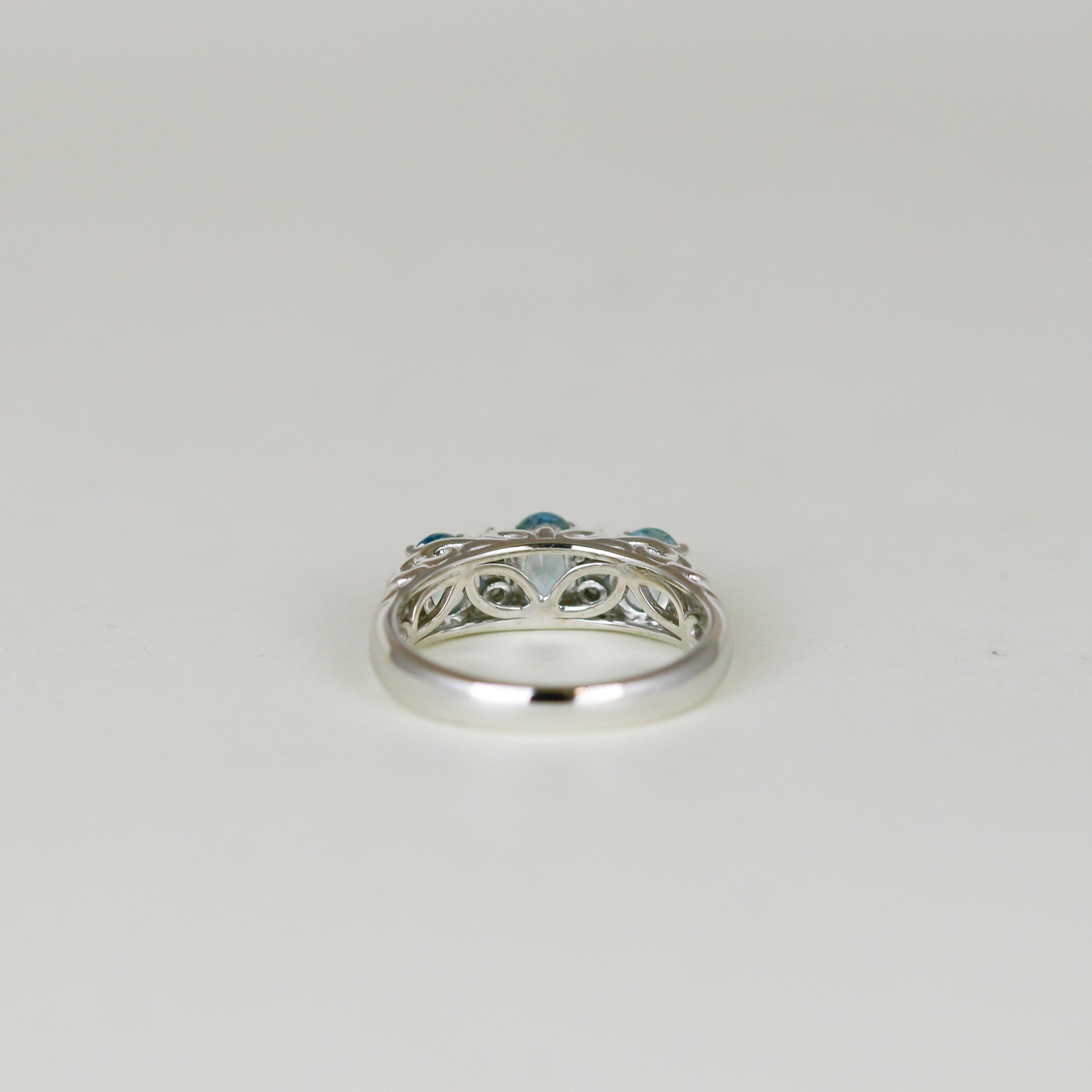 Platinum 1.02ct Oval Aquamarine and Diamond Dress Ring