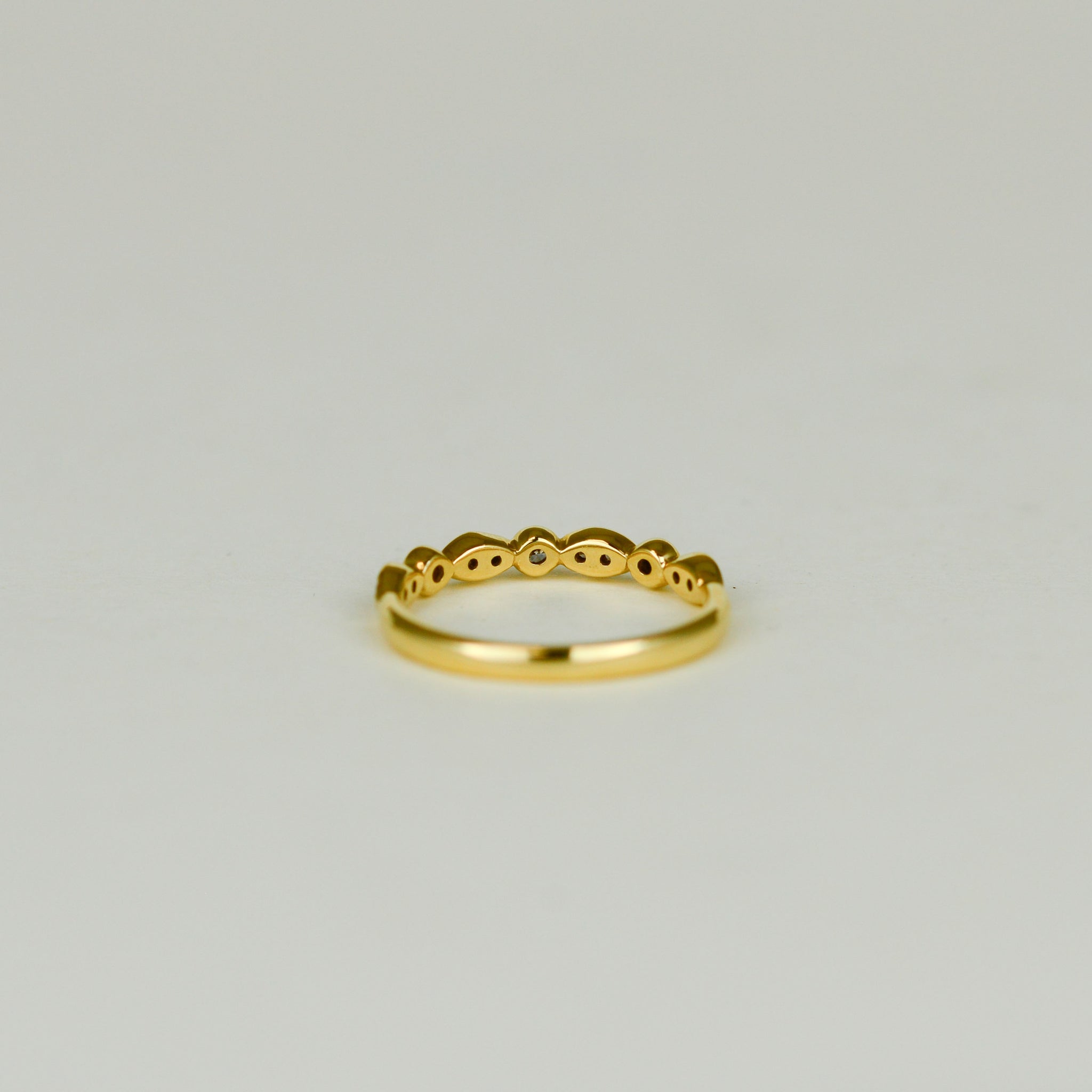 18ct Yellow Gold 0.21ct Round Brilliant Cut Diamond Half Eternity Ring