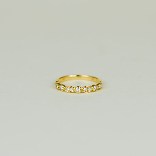 18ct Yellow Gold 0.21ct Round Brilliant Cut Diamond Half Eternity Ring