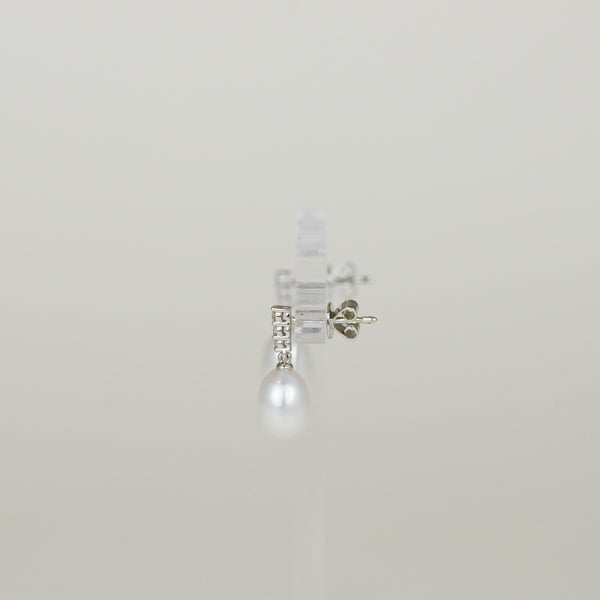 18ct White Gold Oval Freshwater Pearl and Diamond Drop Earrings