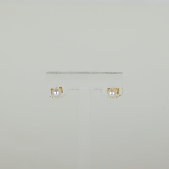 9ct Yellow Gold 4mm Round Cultured Pearl Stud Earrings