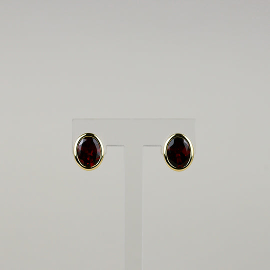 9ct Yellow Gold 4.09ct Oval Garnet Stud Earrings
