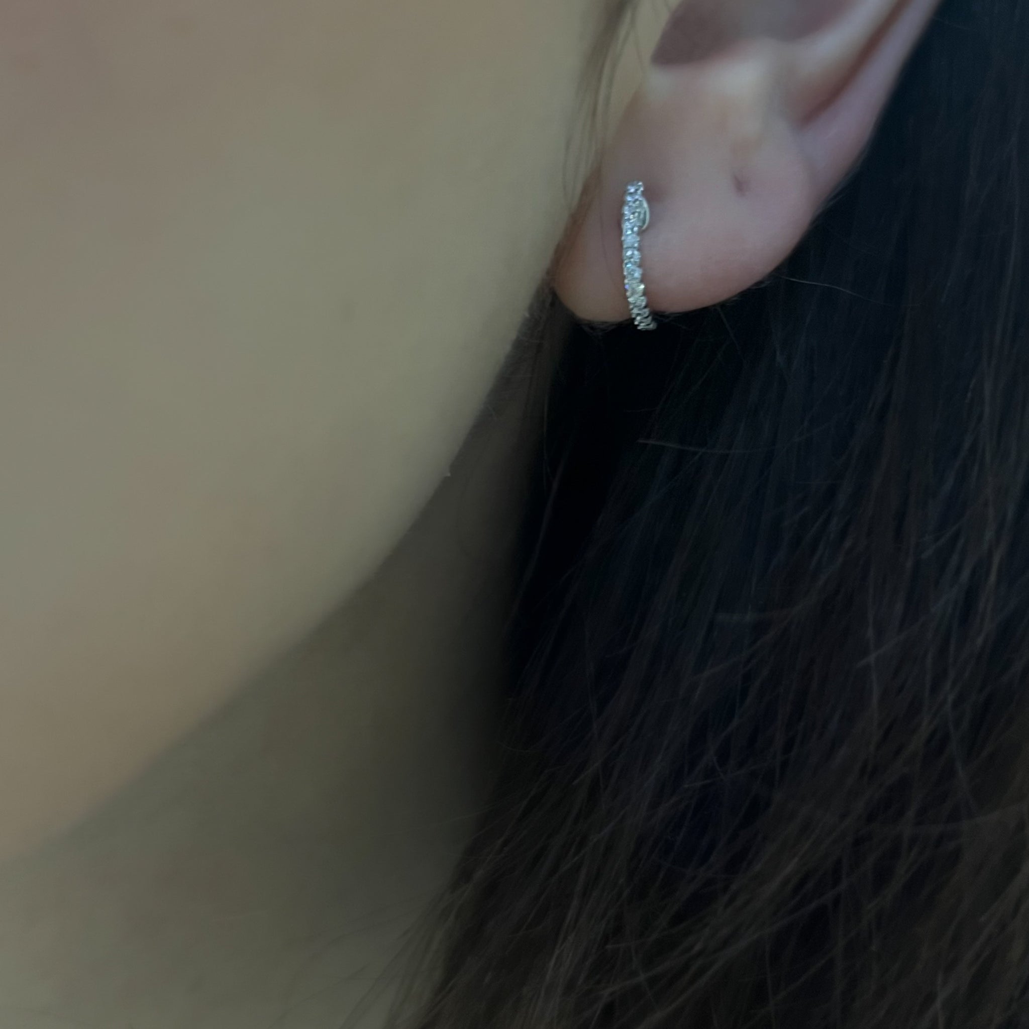 18ct White Gold 0.15ct Round Brilliant Diamond Hoop 'Huggie' Earrings