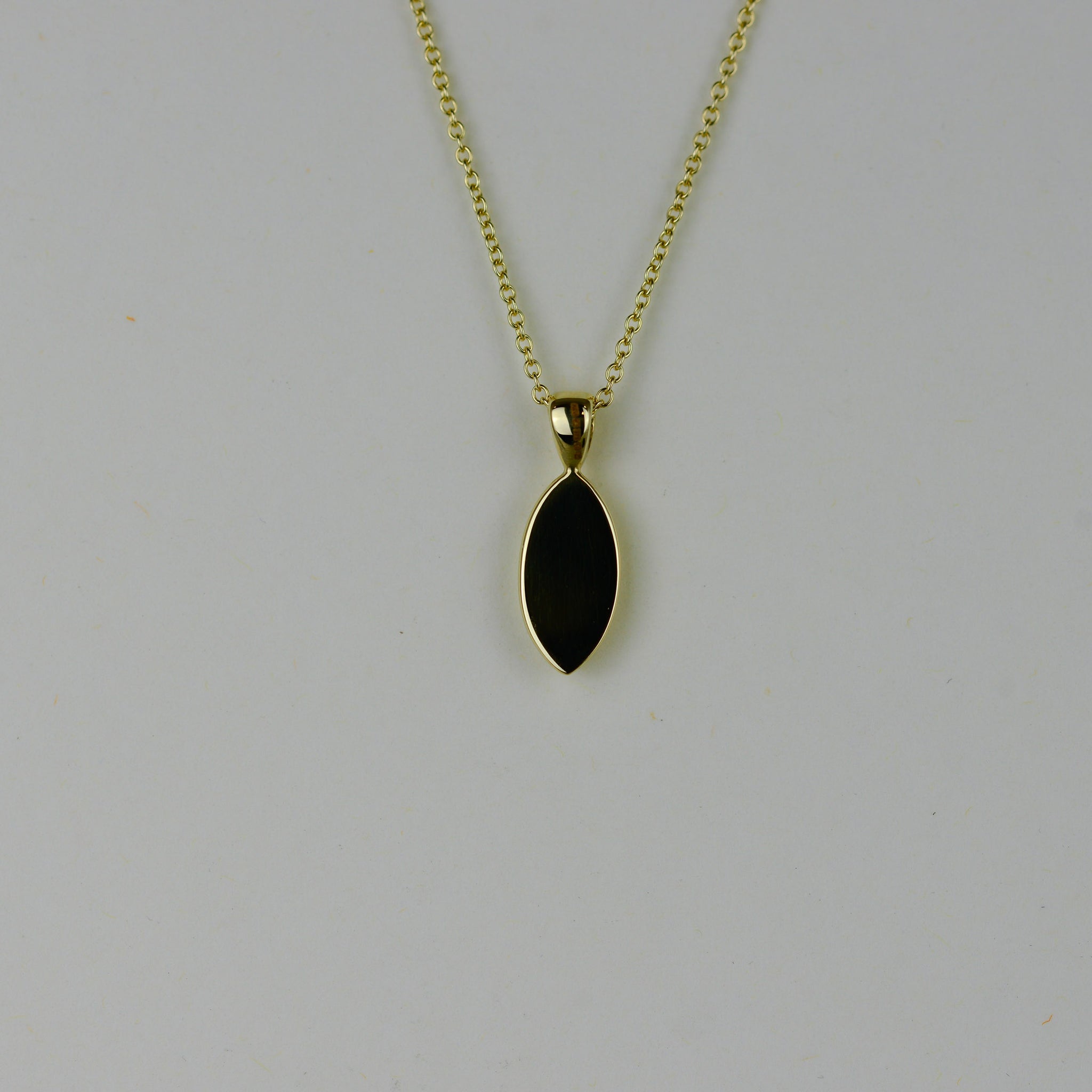 9ct Yellow Gold Simple Marquise Pendant