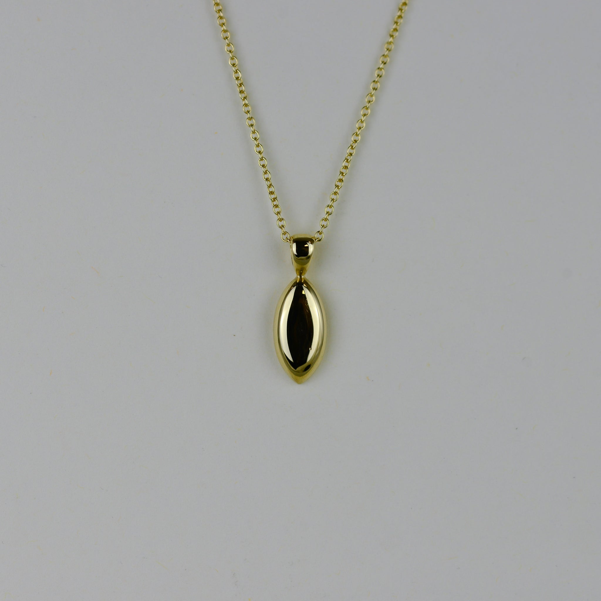 9ct Yellow Gold Simple Marquise Pendant