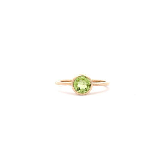 9ct Yellow Gold 0.97ct Round Rub-Set Peridot Ring