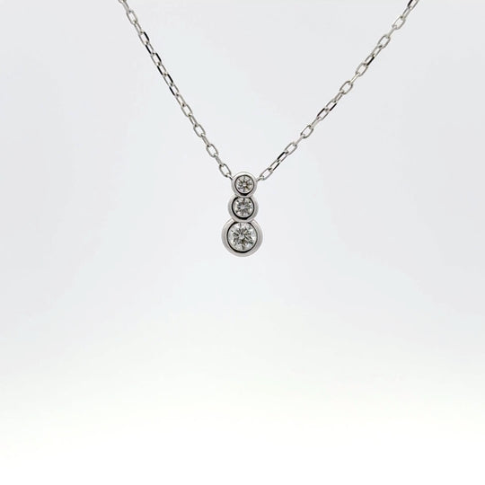 18ct White Gold 0.20ct Round Diamond Cascading Necklet