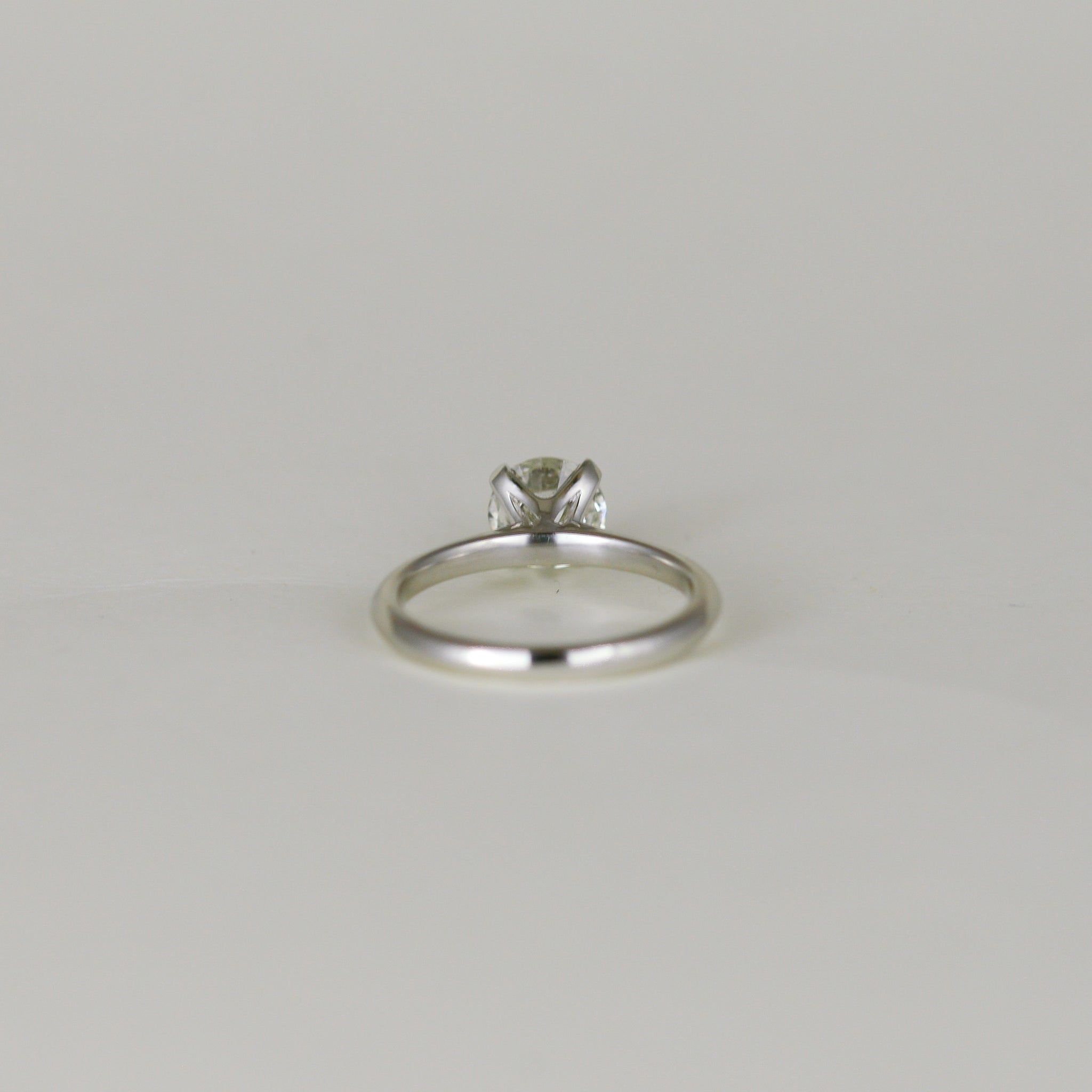 Platinum 1.37ct Round Brilliant Diamond Solitaire Ring