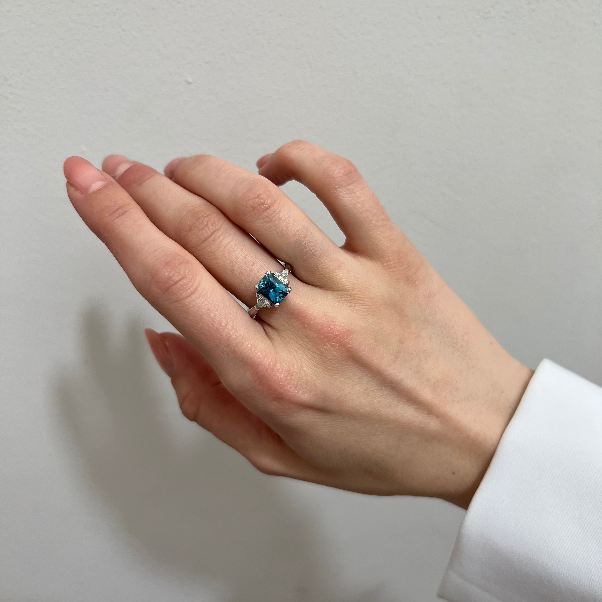 Blue zircon ring white gold deals