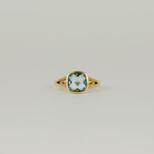 9ct Yellow Gold 3.37ct Cushion Cut Blue Topaz Split Shoulder Ring