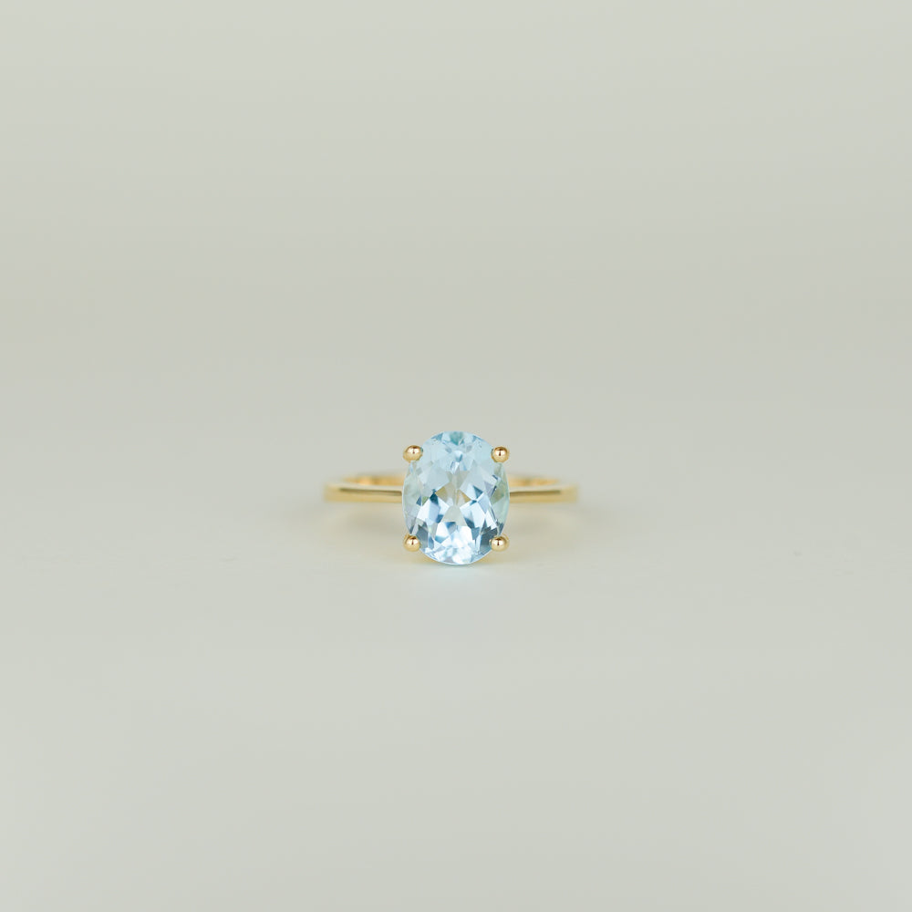 9ct Yellow Gold 3.23ct Oval Blue Topaz Ring