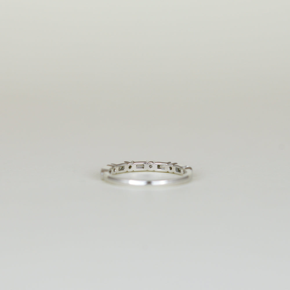 Platinum 0.27ct Baguette and Round Brilliant Diamond Eternity Ring