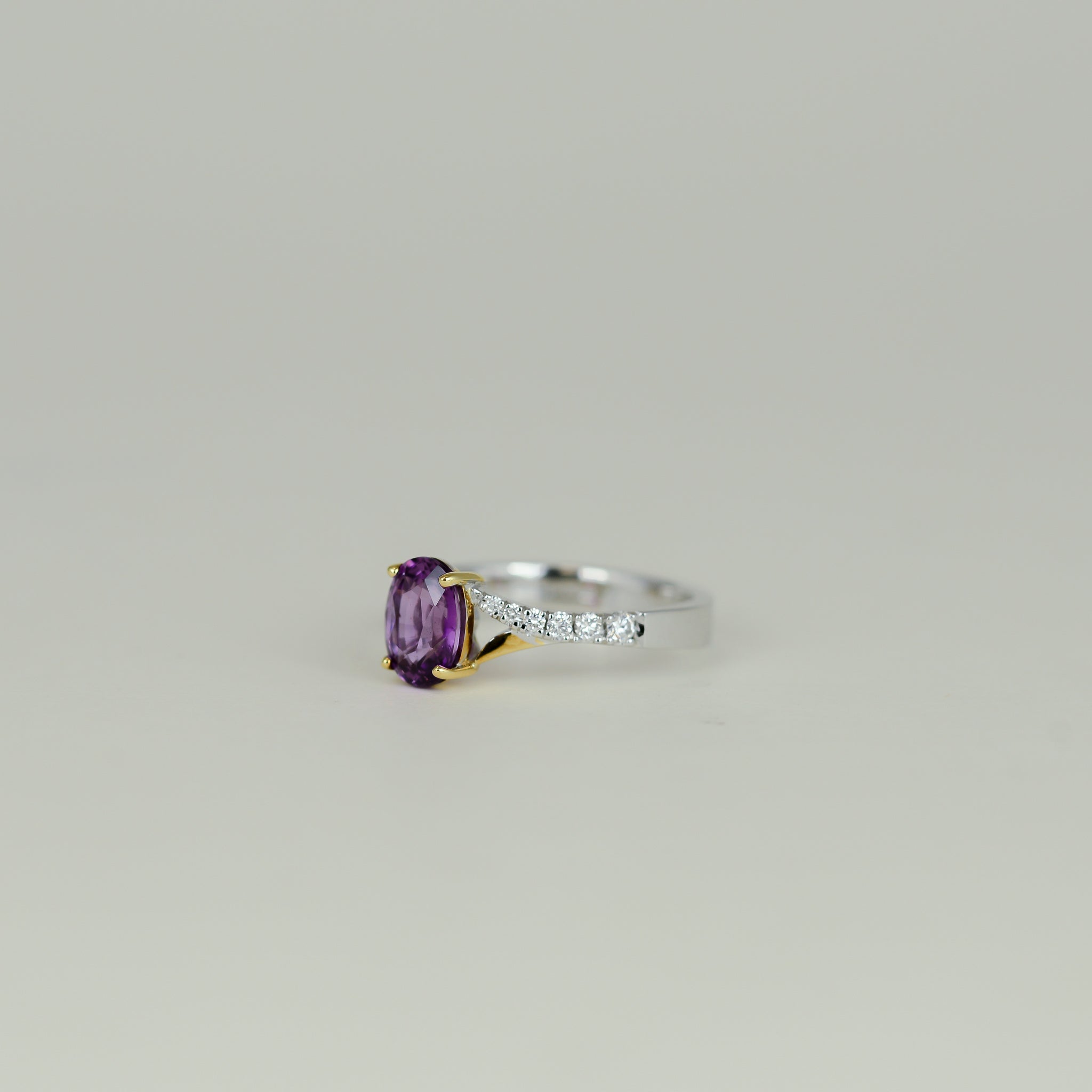 18ct Yellow and White Gold 1.55ct Violet Sapphire Solitaire Ring