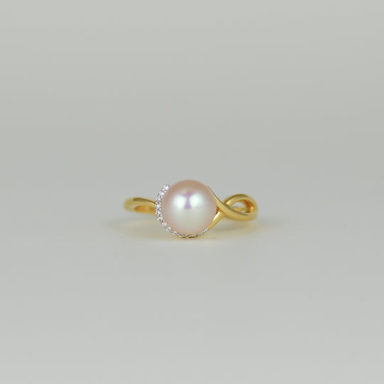18ct Yellow Gold Freshwater Pearl and Diamond Dress Ring