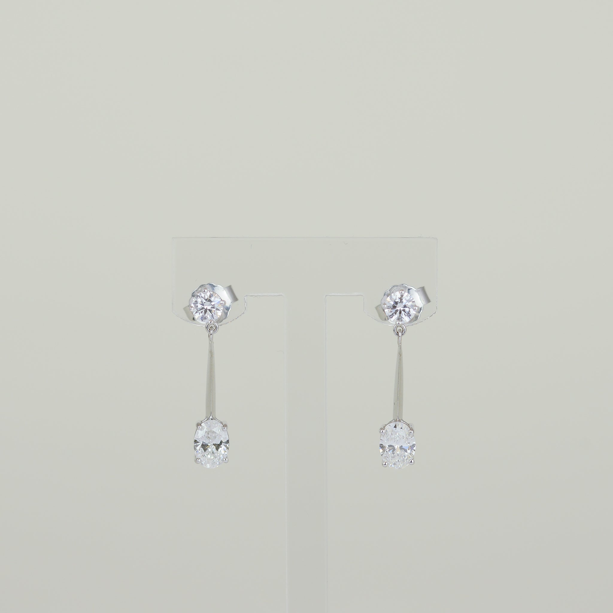 18ct White Gold 1.63ct Diamond Drop Earrings