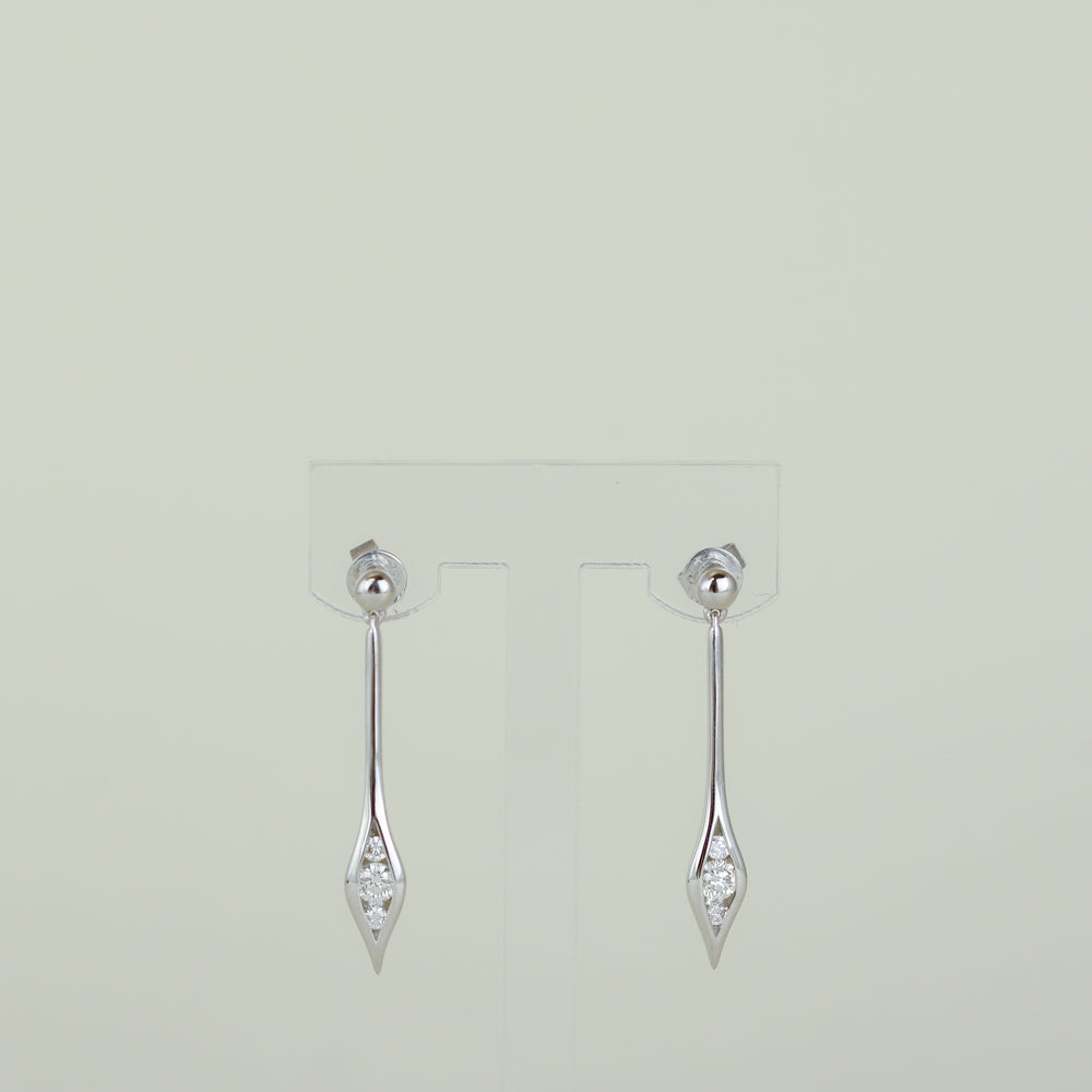 18ct White Gold 0.31ct Round Diamond Drop Earrings