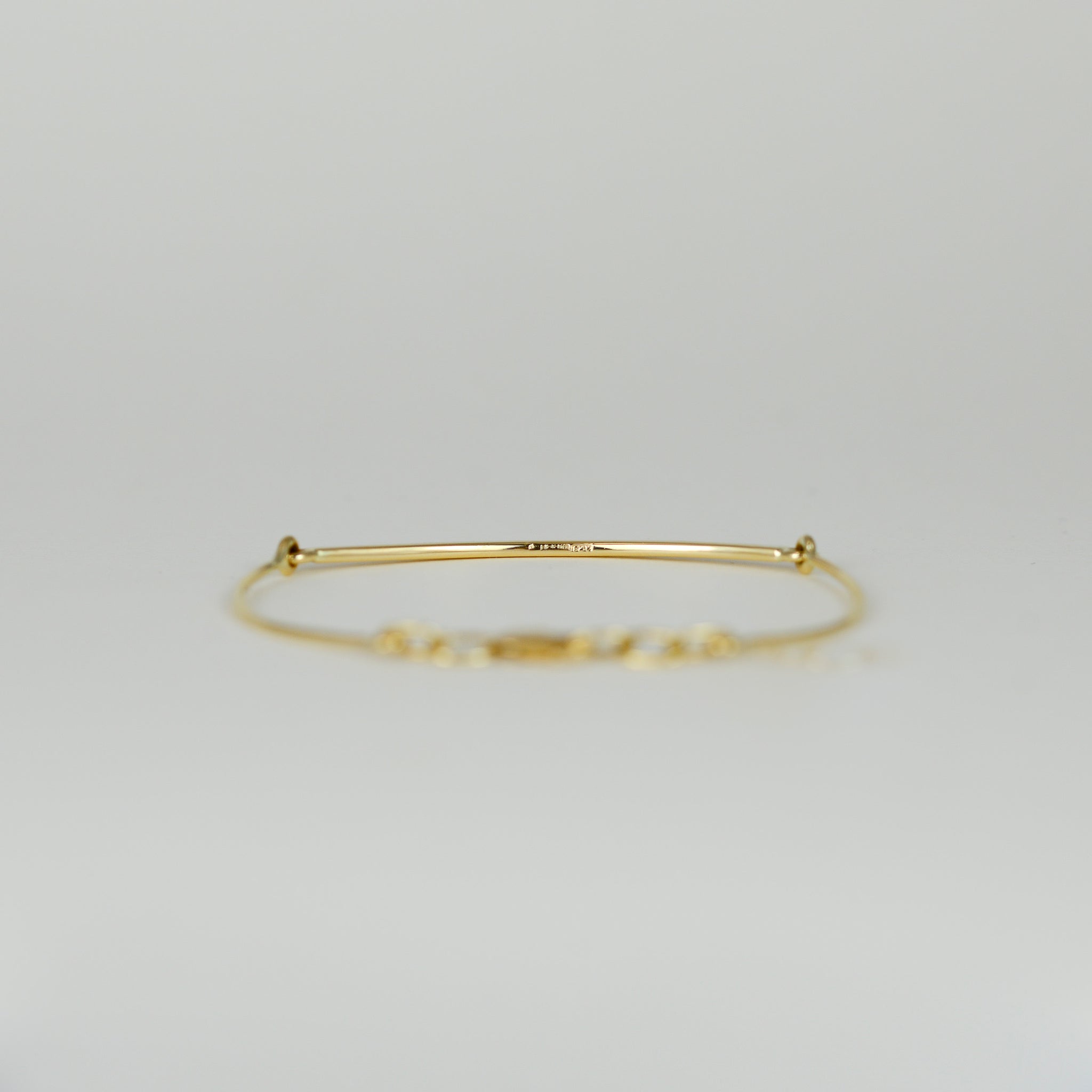 18ct Yellow Gold 0.29ct Diamond Bar Bracelet